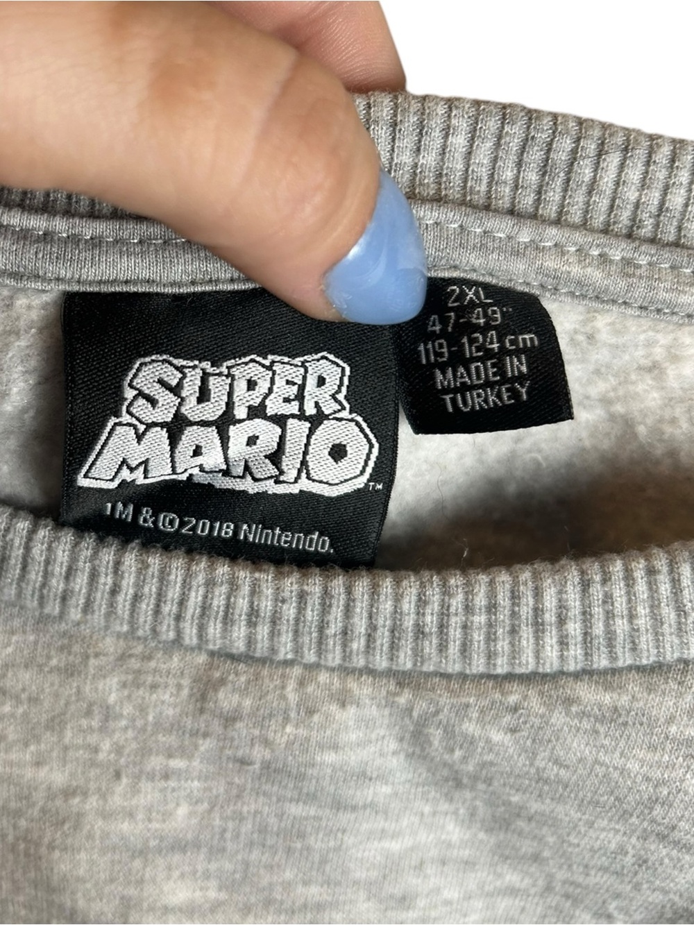 Nintendo Super Mario Crewneck Sweatshirt 2XL Grey Japanese Katakana Graphic 2018 - Picture 3 of 4